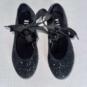 Pristine Bloch glitter tap shoes with removable elastic strap & grosgrain ties